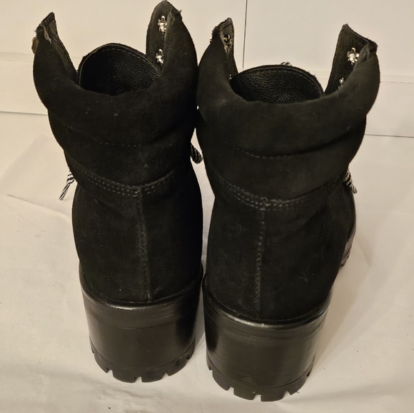 Like New Steve Madden Genny Combat Boots size 10M - Picture 9 of 10